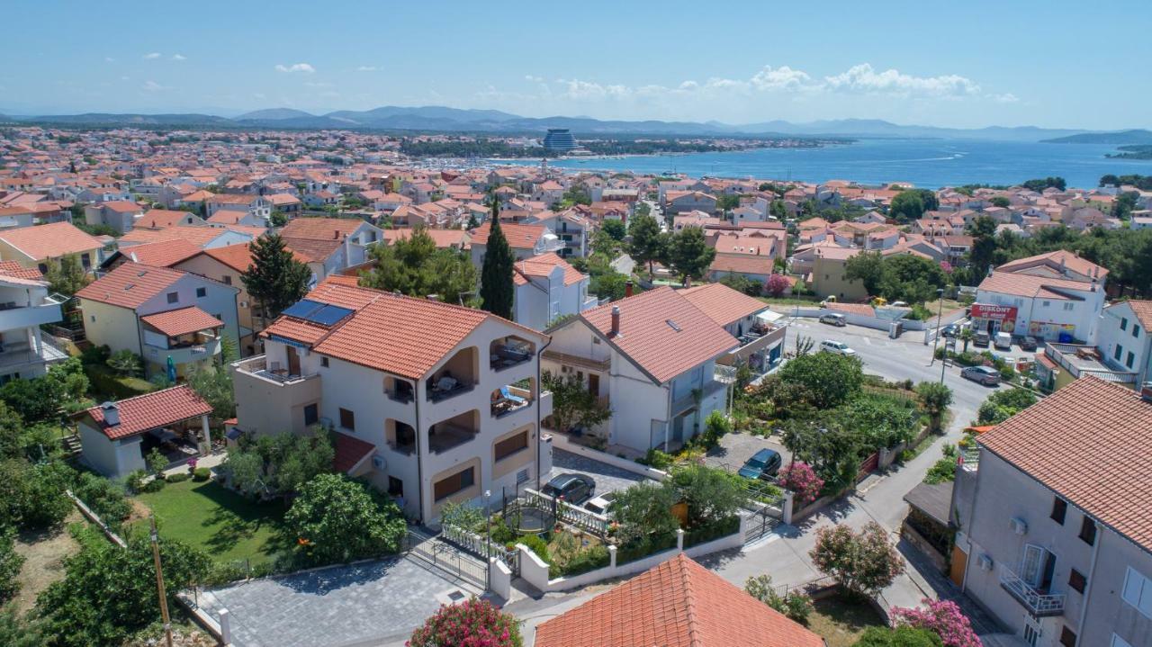 Iva Apartmani Vodice Extérieur photo